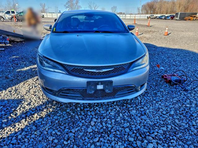 Фото 5 - CHRYSLER 200