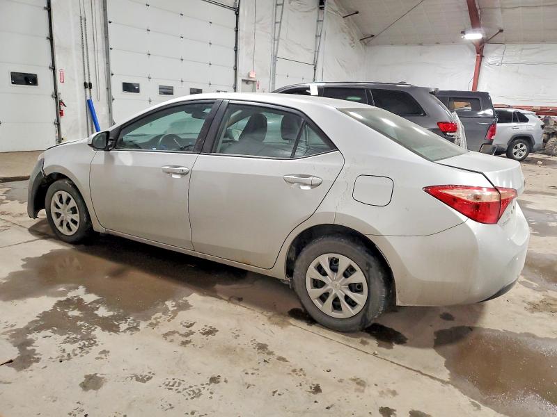 Фото 2 - TOYOTA COROLLA