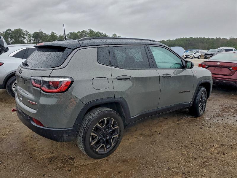 Фото 3 - JEEP COMPASS