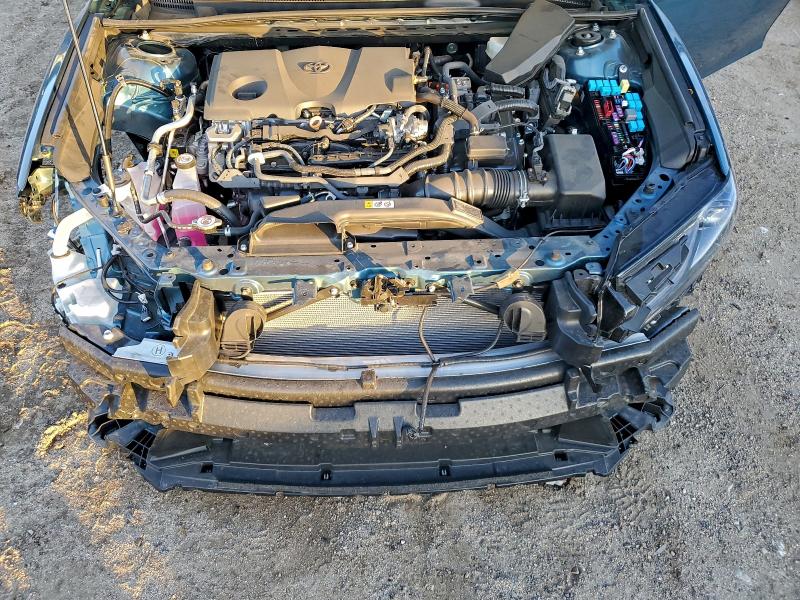 Фото 11 - TOYOTA CAMRY