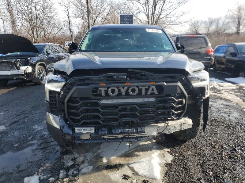 Фото 5 - TOYOTA TUNDRA