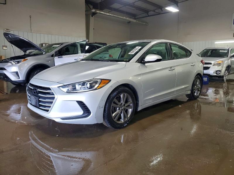 Фото 1 - HYUNDAI ELANTRA