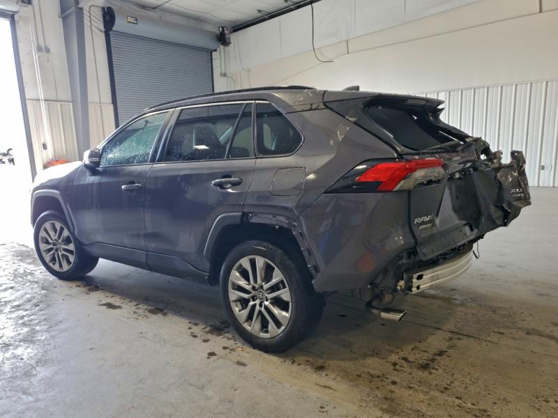 Фото 2 - TOYOTA RAV4