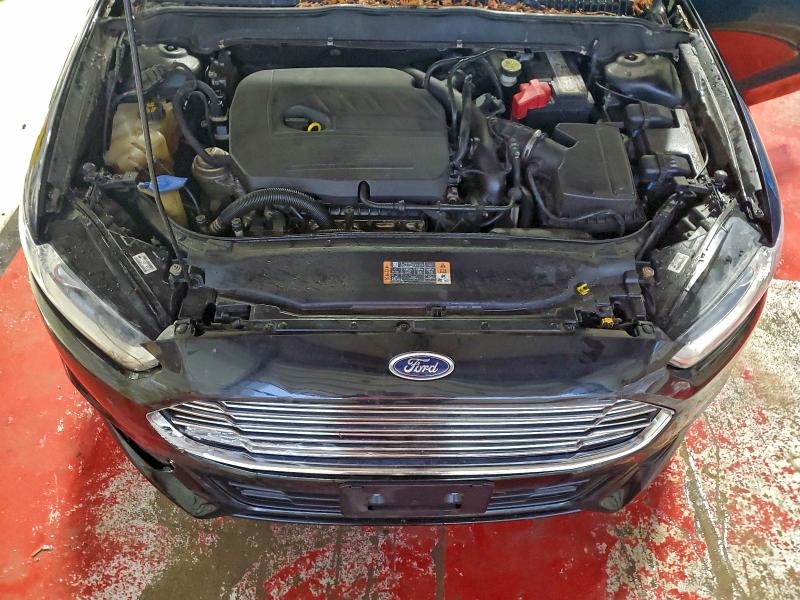 Фото 12 - FORD FUSION