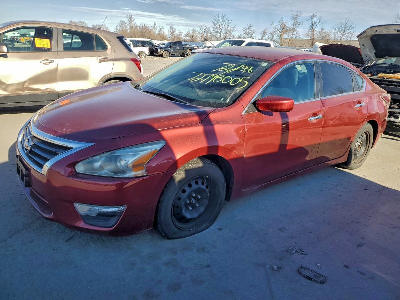 Фото 1 - NISSAN ALTIMA