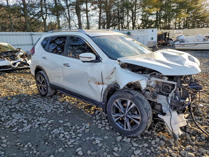 Фото 4 - NISSAN ROGUE