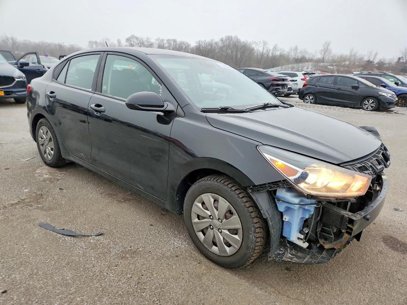 Фото 4 - KIA RIO