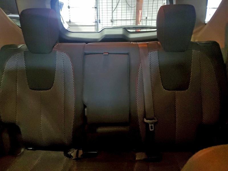 Фото 10 - CHEVROLET EQUINOX