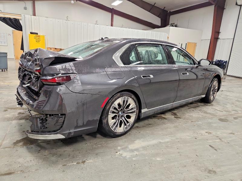 Фото 3 - BMW I7 XDRIVE6