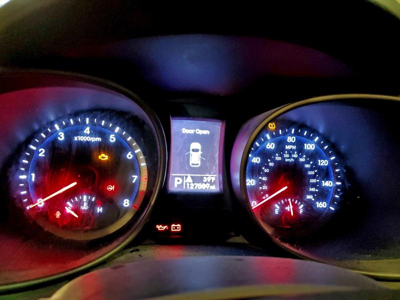 Фото 9 - HYUNDAI SANTA FE