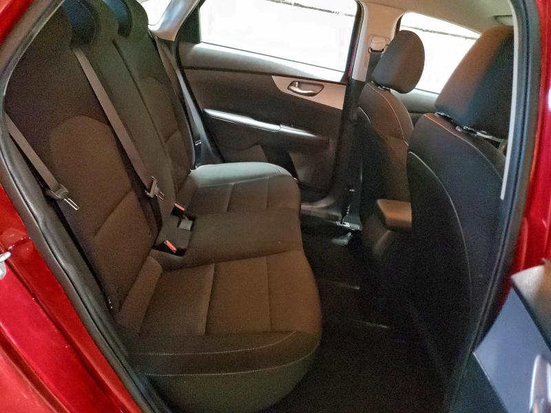 Фото 10 - KIA FORTE