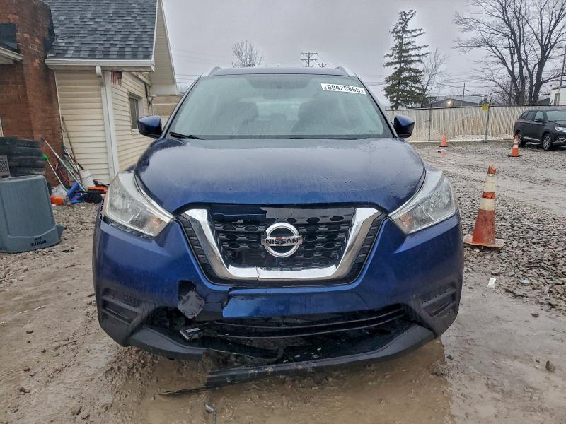 Фото 5 - NISSAN KICKS