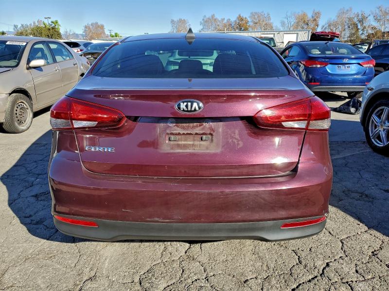 Фото 6 - KIA FORTE
