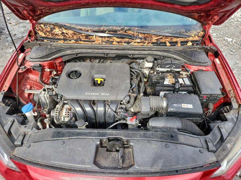 Фото 11 - HYUNDAI ELANTRA