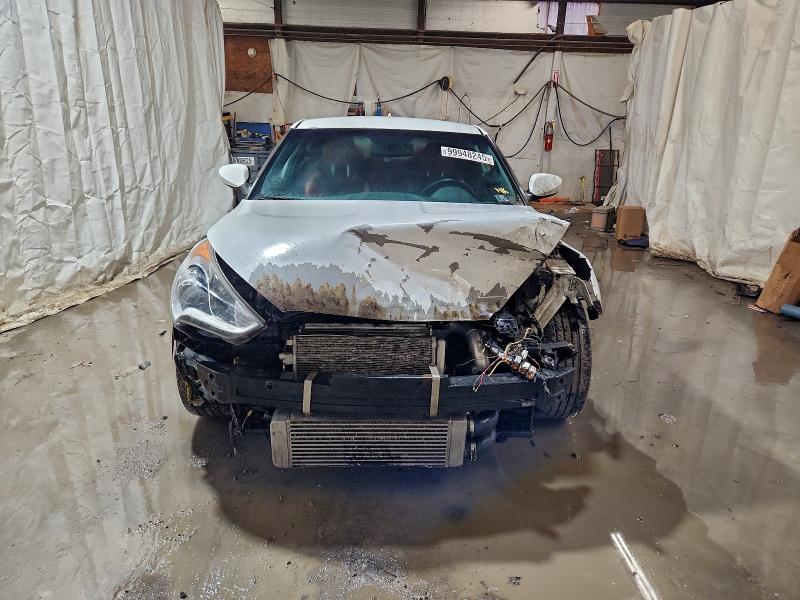 Фото 5 - HYUNDAI VELOSTER