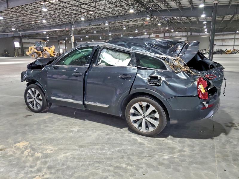 Фото 2 - KIA TELLURIDE