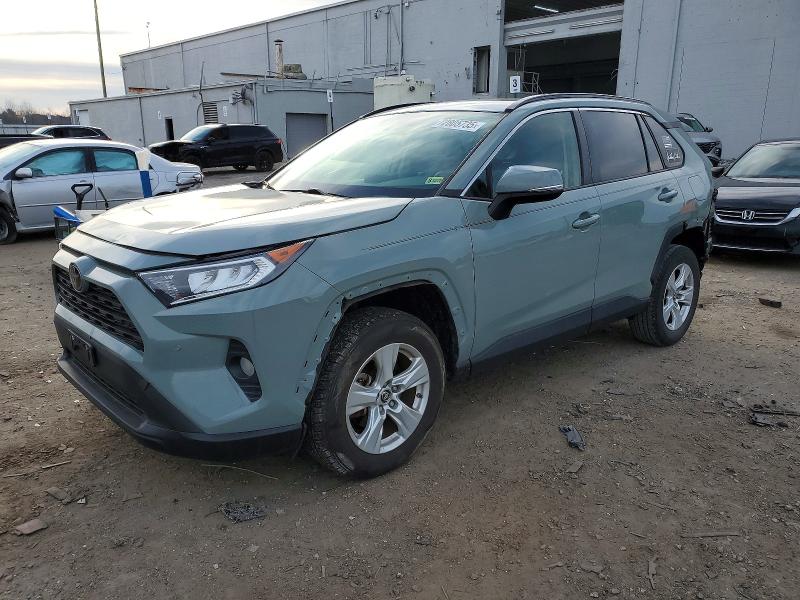 Фото 1 - TOYOTA RAV4