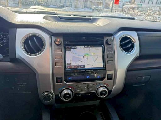 Фото 6 - TOYOTA TUNDRA