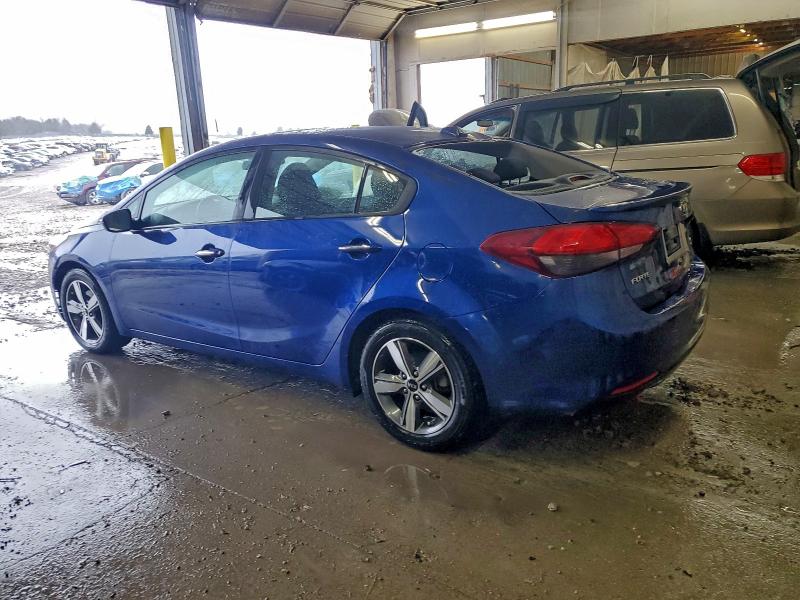Фото 2 - KIA FORTE