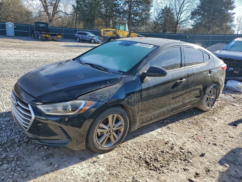 Фото 1 - HYUNDAI ELANTRA