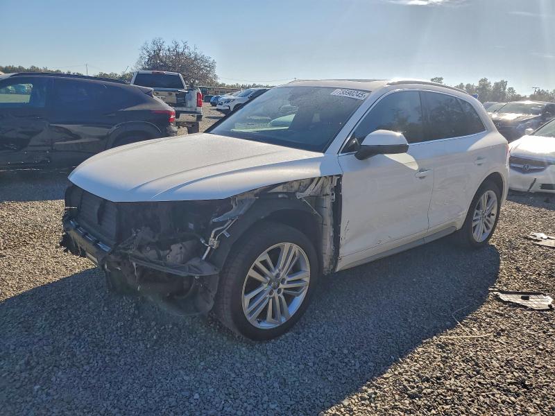 Фото 1 - AUDI Q5