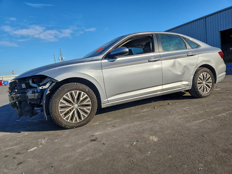 Фото 1 - VOLKSWAGEN JETTA