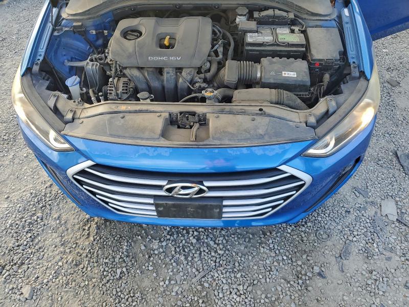 Фото 11 - HYUNDAI ELANTRA