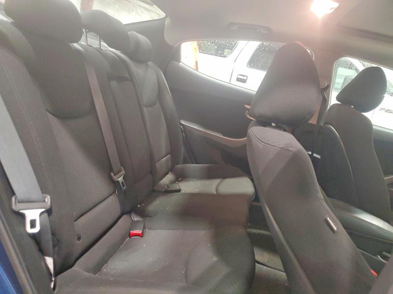 Фото 10 - HYUNDAI ELANTRA