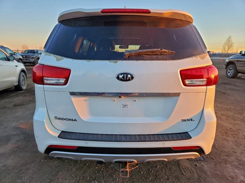 Фото 6 - KIA SEDONA