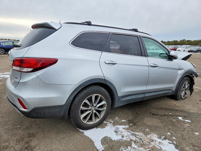 Фото 3 - HYUNDAI SANTA FE