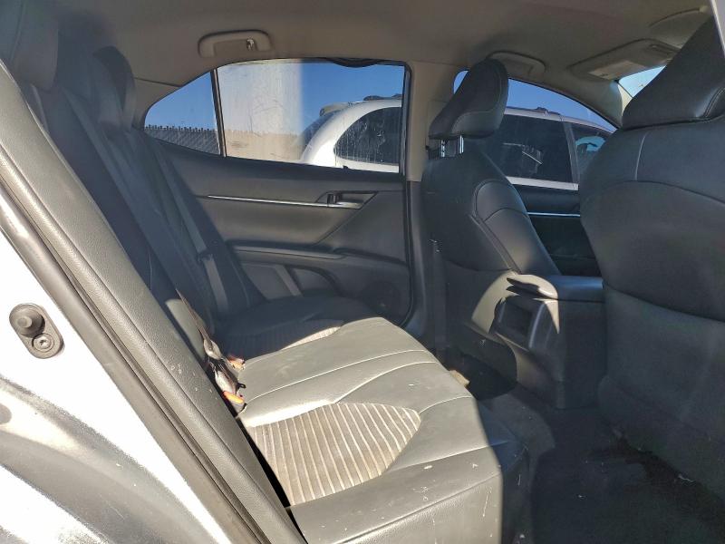 Фото 10 - TOYOTA CAMRY