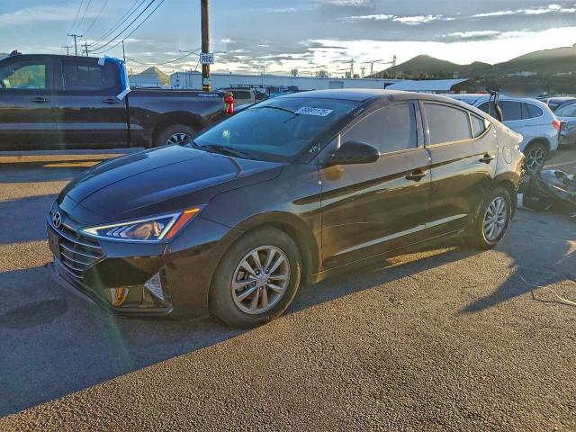 Фото 1 - HYUNDAI ELANTRA