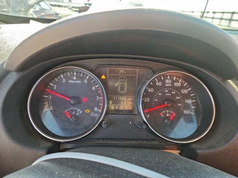 Фото 9 - NISSAN ROGUE