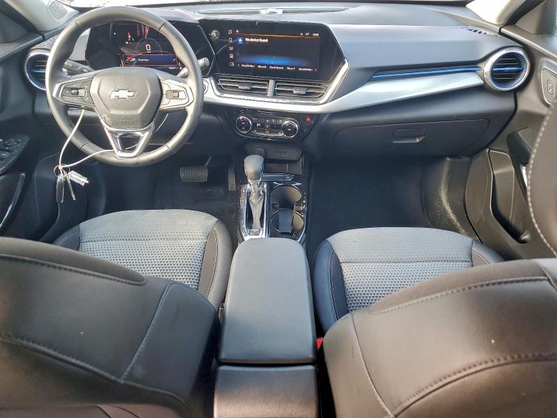 Фото 8 - CHEVROLET TRAX