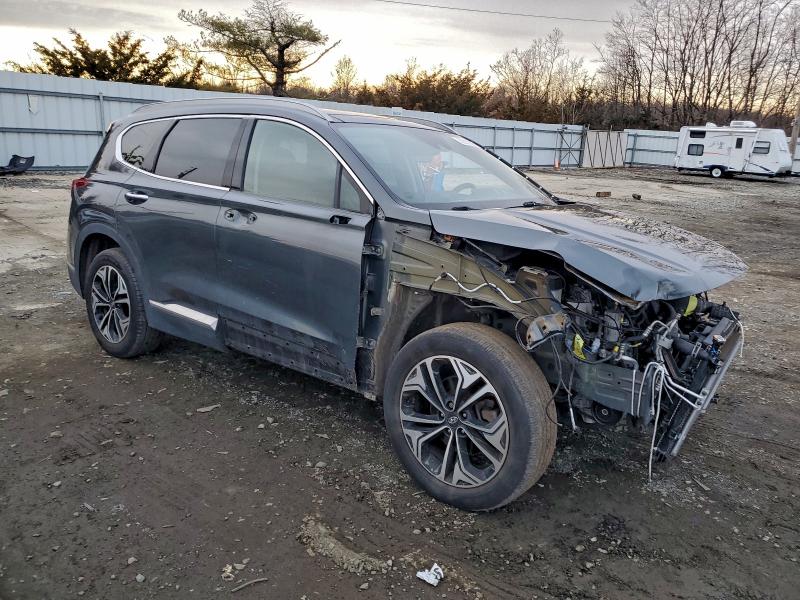 Фото 4 - HYUNDAI SANTA FE