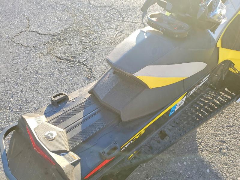 SKI-DOO REV 2015