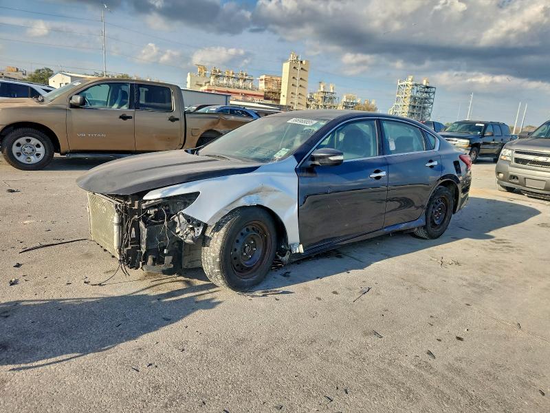 Фото 1 - NISSAN ALTIMA