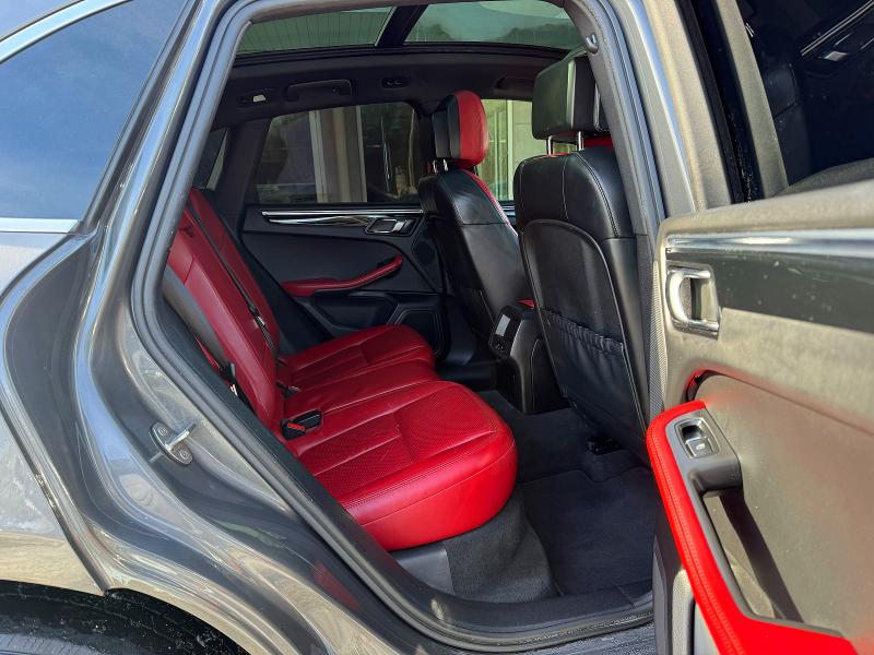 Фото 6 - PORSCHE MACAN