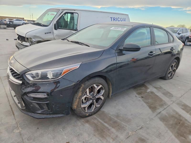 Фото 1 - KIA FORTE