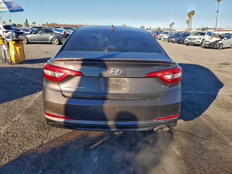 Фото 6 - HYUNDAI SONATA