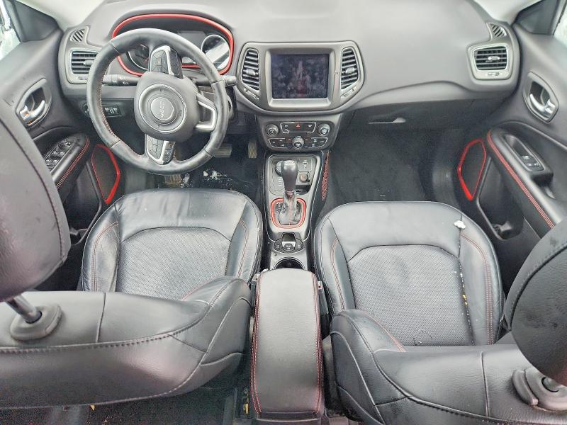 Фото 8 - JEEP COMPASS