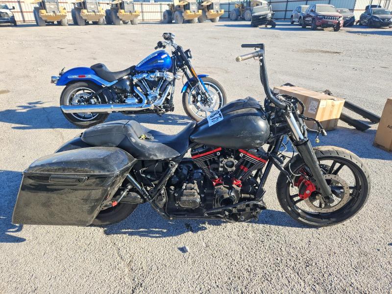 HARLEY-DAVIDSON FL 2016