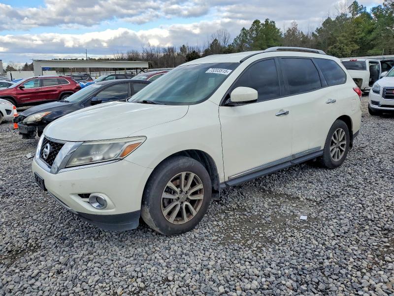 Фото 1 - NISSAN PATHFINDER