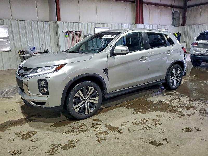 Фото 1 - MITSUBISHI OUTLANDER