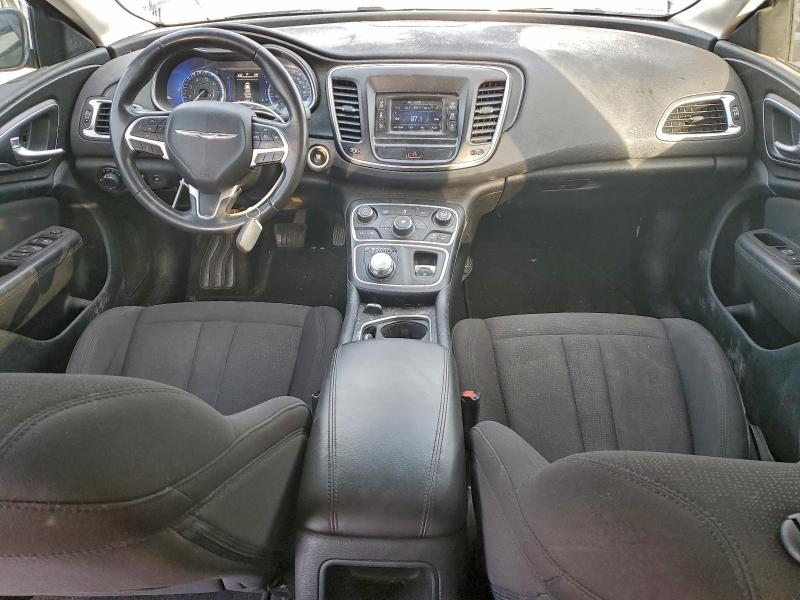 Фото 8 - CHRYSLER 200