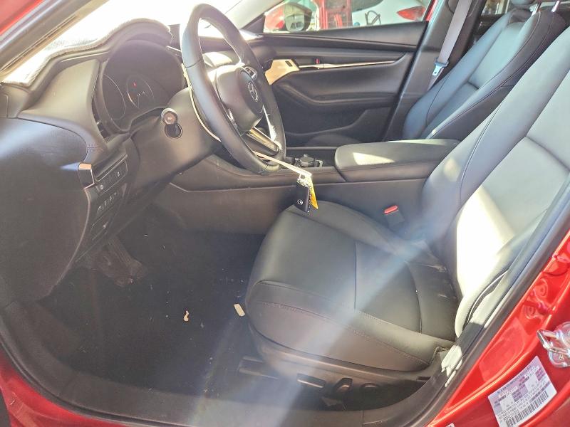 Фото 7 - MAZDA 3