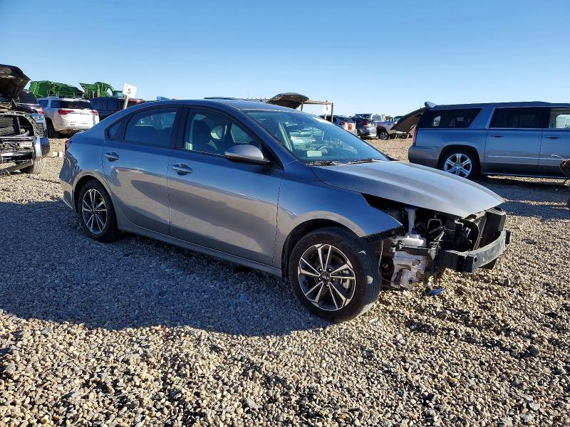 Фото 4 - KIA FORTE