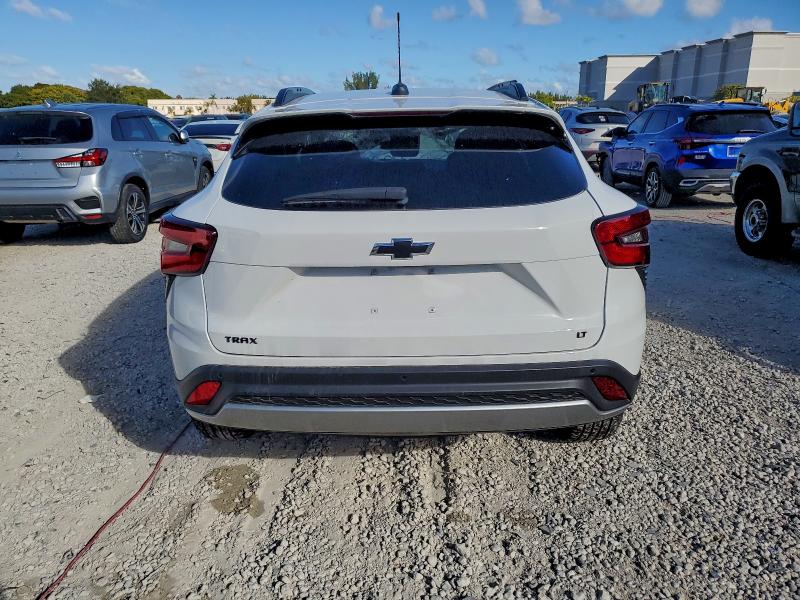 Фото 6 - CHEVROLET TRAX