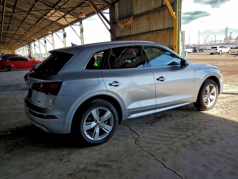 Фото 3 - AUDI Q5