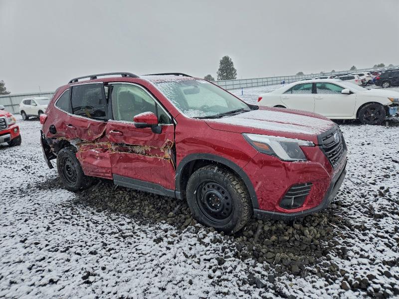 Фото 4 - SUBARU FORESTER